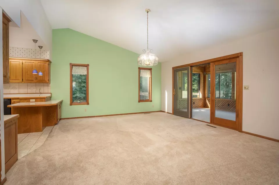 Living - 1634 Golden Dr SW, Alexandria, MN 56308 photo 3 of 10