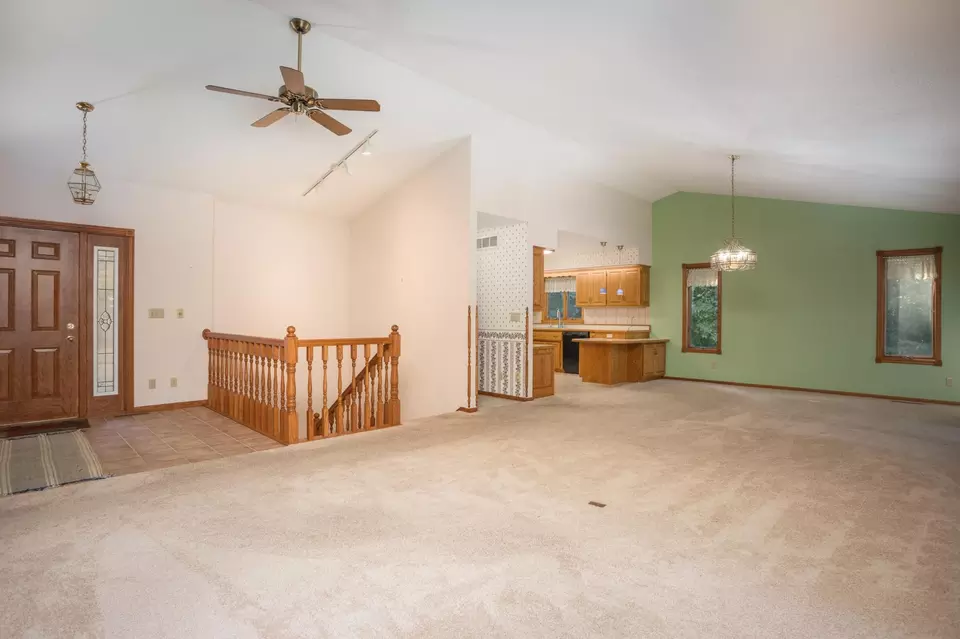 Living - 1634 Golden Dr SW, Alexandria, MN 56308 photo 5 of 10