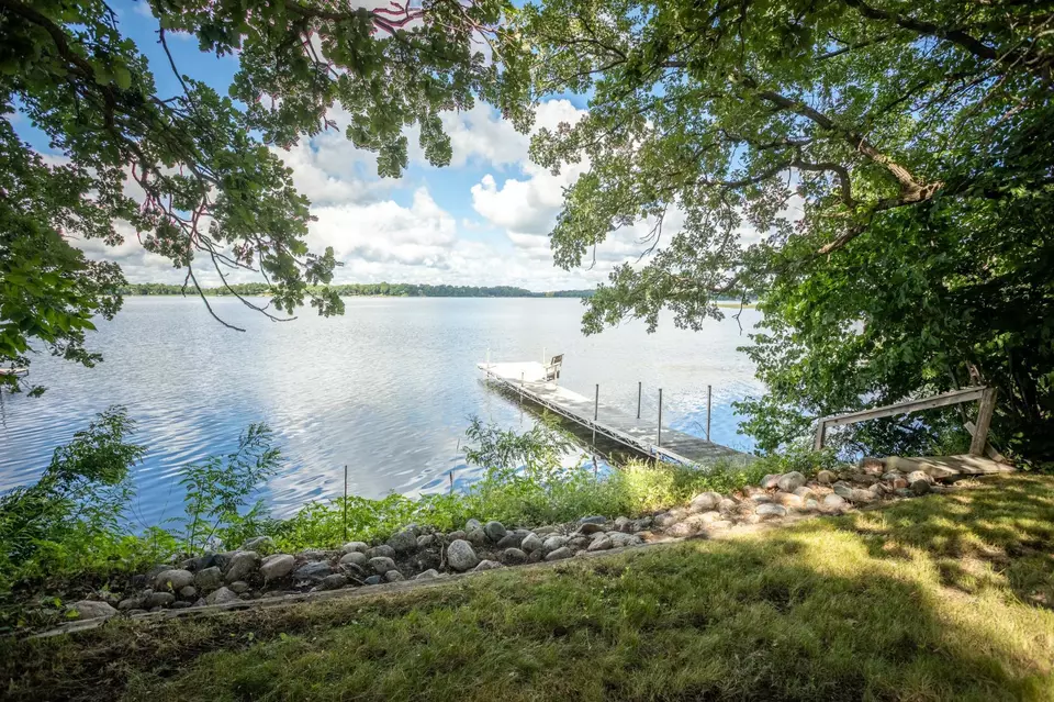 View/Area - 1634 Golden Dr SW, Alexandria, MN 56308 photo 3 of 24