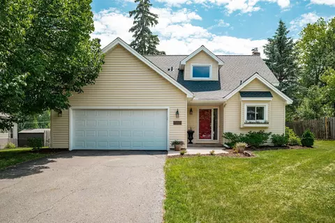 16391 Adret Ct, Eden Prairie, MN 55346