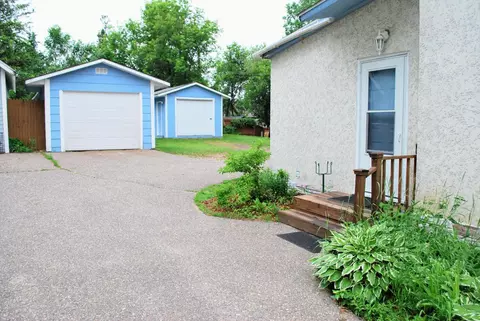 1015 Grove St, Brainerd, MN 56401 photo 2