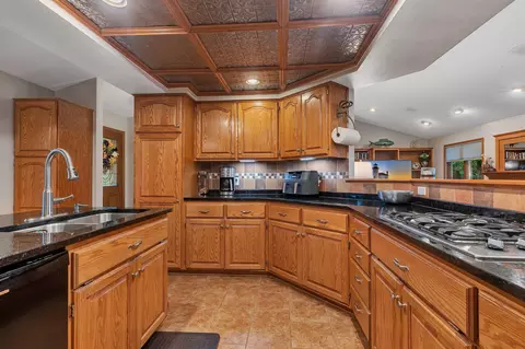 Kitchen - 24121 County Road 75, Saint Augusta, MN 56301 photo 2 of 7