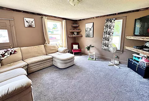 Living - 603 S 10th St, Brainerd, MN 56401 photo 2 of 2