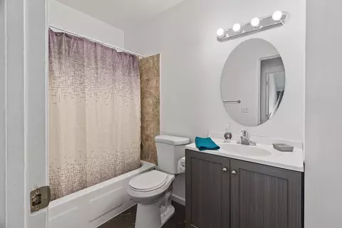 Bath - 1645 River Bluff Ct #93, Eagan, MN 55121 photo 1 of 2