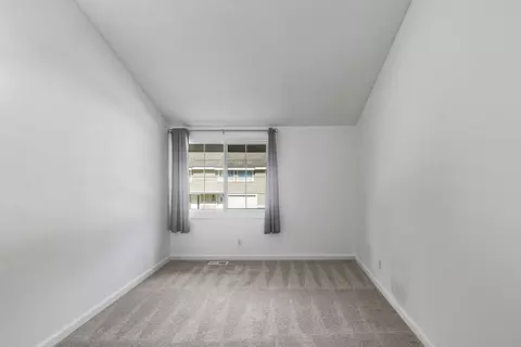 Bedroom - 1645 River Bluff Ct #93, Eagan, MN 55121 photo 4 of 9