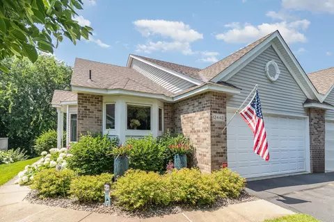 12440 Eagle Cir NW, Coon Rapids, MN 55448 photo 2