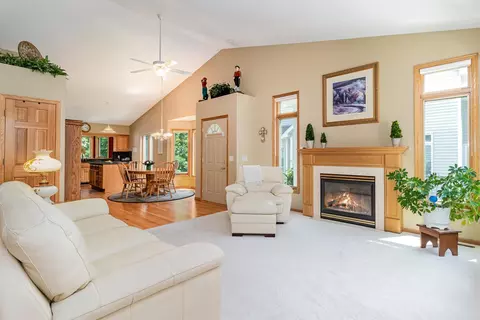 12440 Eagle Cir NW, Coon Rapids, MN 55448 photo 4