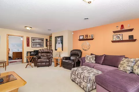 12440 Eagle Cir NW, Coon Rapids, MN 55448 photo 17