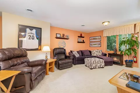 12440 Eagle Cir NW, Coon Rapids, MN 55448 photo 18