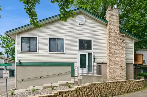 2657 Shenandoah Ln N, Plymouth, MN 55447