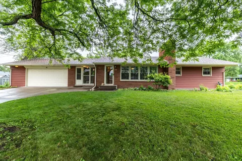 3890 Van Dyke St, White Bear Lake, MN 55110