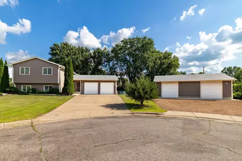 401 E Beaver St, Belle Plaine, MN 56011