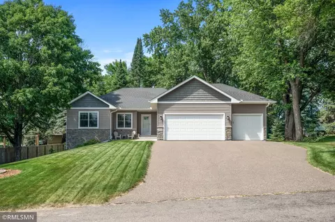 2639 Richard Dr, White Bear Township, MN 55110