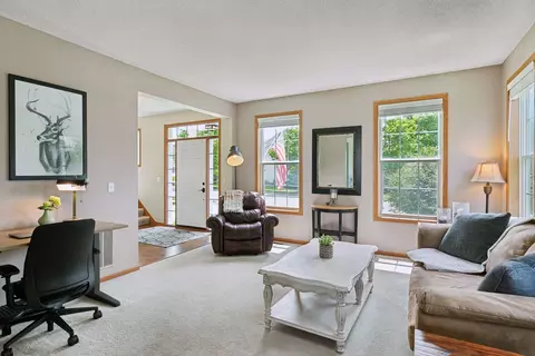 2034 Schoolmaster Dr, Chaska, MN 55318 photo 17