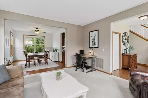 2034 Schoolmaster Dr, Chaska, MN 55318 photo 18