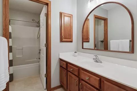 2034 Schoolmaster Dr, Chaska, MN 55318 photo 33