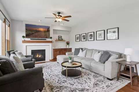 2034 Schoolmaster Dr, Chaska, MN 55318 photo 10