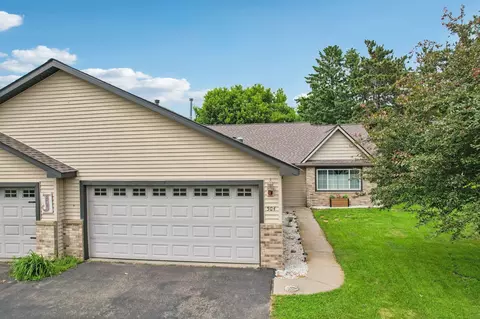 504 Meadows Dr, Hammond, WI 54015