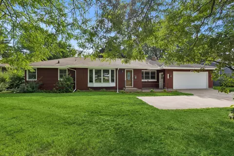 8439 Portland Ave S, Bloomington, MN 55420