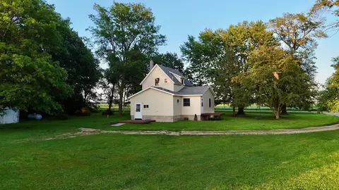 Exterior - 10502 573rd Ave, Mapleton, MN 56065 photo 1 of 4