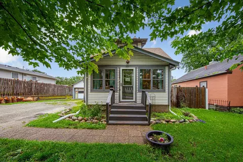1009 7th Ave SW, Faribault, MN 55021 photo 3