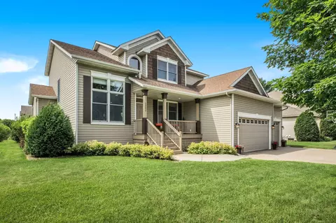 1302 Grizzly Ln, Sartell, MN 56377