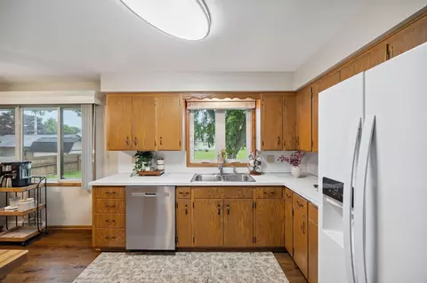 1922 11th St E, Glencoe, MN 55336 photo 8