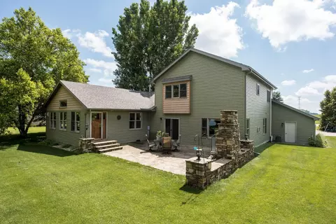25038 Sugar Sand Shores Rd, Lowry, MN 56349