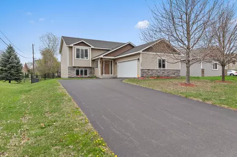 1226 1st St, Saint Paul Park, MN 55071