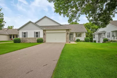 850 Woodduck Dr, Woodbury, MN 55125
