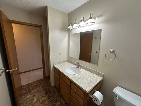 1702 15th St SW, Willmar, MN 56201 photo 36