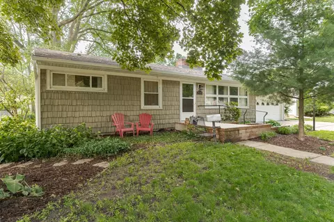 914 11 14 St SW, Rochester, MN 55902