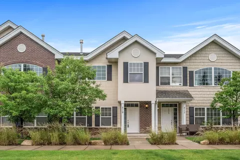 519 W 84th St, Bloomington, MN 55420