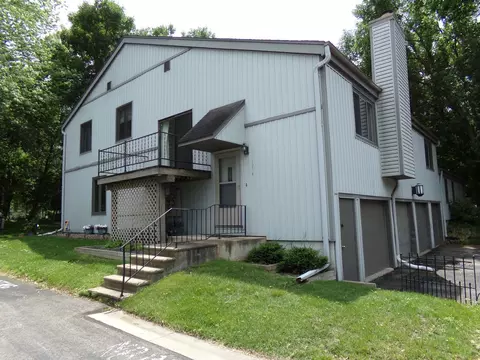 1914 26th Ave NW, Rochester, MN 55901