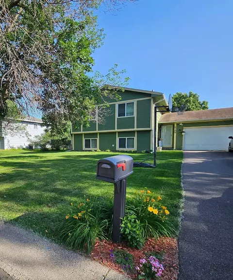 6209 113 12 Ave N, Champlin, MN 55316
