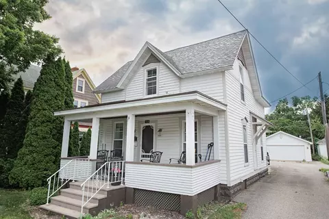 417 Lafayette St, Winona, MN 55987