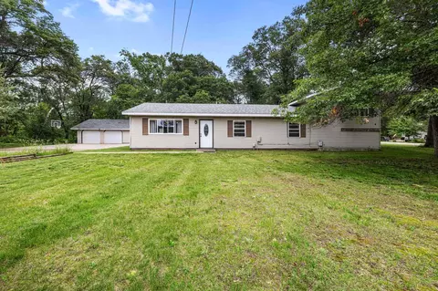 7704 Whispering Woods Ln, Baxter, MN 56401
