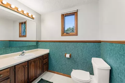 Bath - 655 48th Ave, Goodview, MN 55987 photo 4 of 4