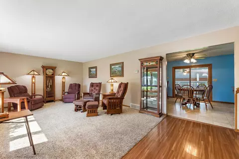 Living - 655 48th Ave, Goodview, MN 55987 photo 2 of 3