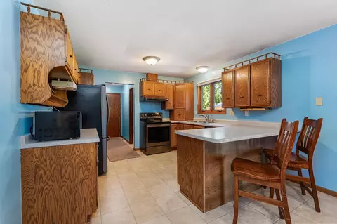 Kitchen - 655 48th Ave, Goodview, MN 55987 photo 1 of 5