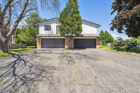 7900 51st Ave N, New Hope, MN 55428