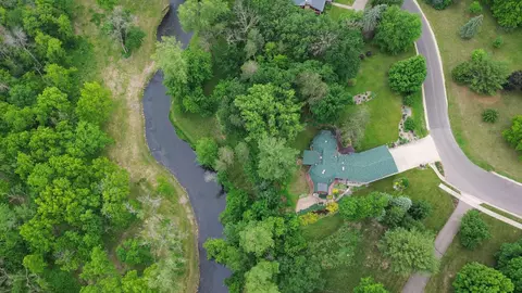 1322 Riverside Dr, River Falls, WI 54022