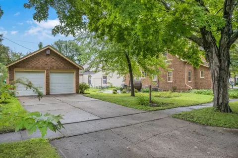 Exterior - 407 13th St E, Glencoe, MN 55336 photo 6 of 7