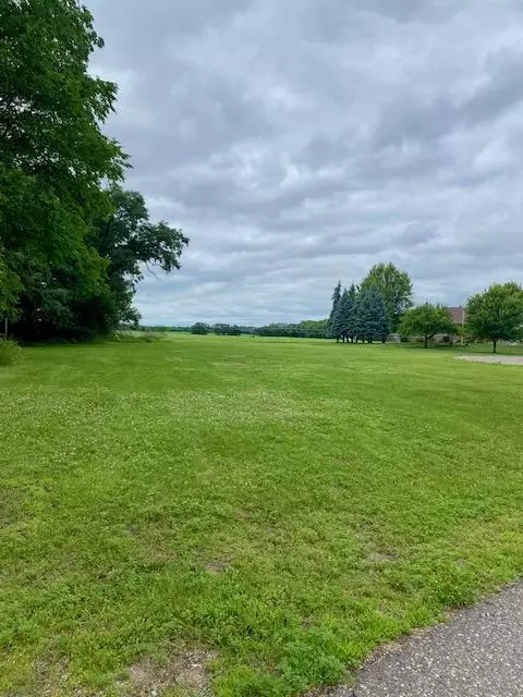 000 99th Ave, Clear Lake, MN 55319