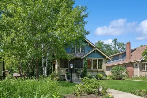 713 4th St E, Northfield, MN 55057