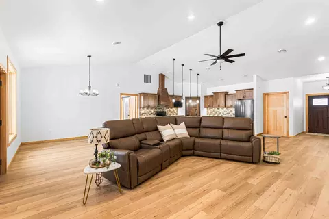 Living - 215 Emma Ct, Mapleton, ND 58059 photo 4 of 6