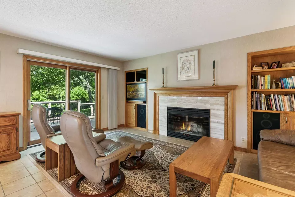 Living - 1890 Partridge Cir, Excelsior, MN 55331 photo 3 of 7
