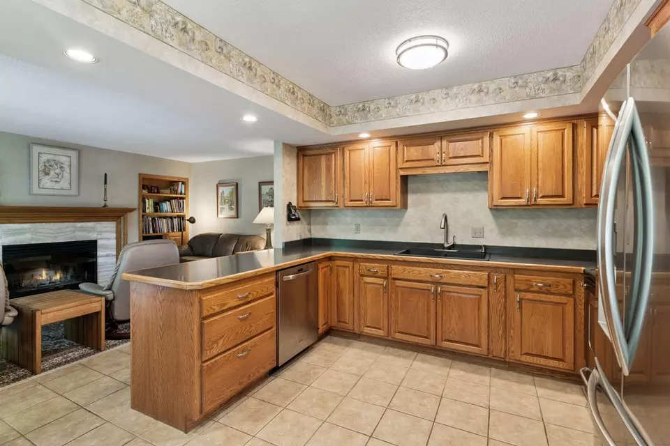 Kitchen - 1890 Partridge Cir, Excelsior, MN 55331 photo 2 of 5