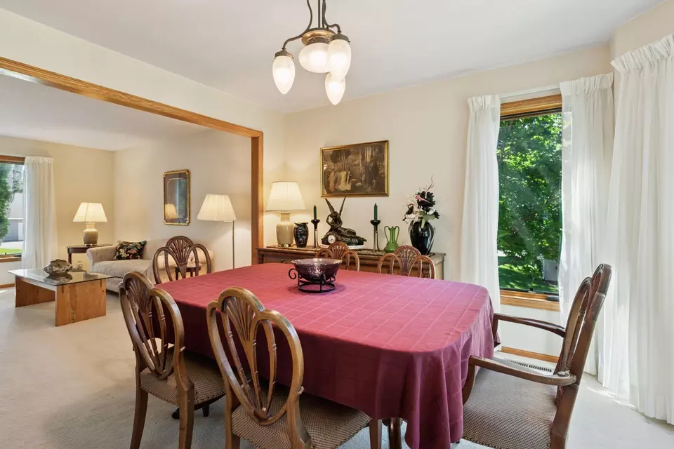 Dining - 1890 Partridge Cir, Excelsior, MN 55331 photo 2 of 3