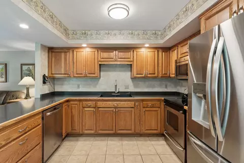 1890 Partridge Cir, Excelsior, MN 55331 photo 16
